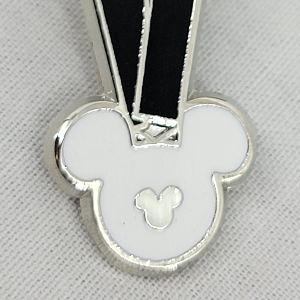 DISNEY Pin Trading ~ Cast Member Black Lanyard 1/5 ~ 2010 ~ Hidden Mickey ~ 002 - Picture 2 of 8
